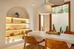 Villa Casa Fou, at Bingin, Uluwatu