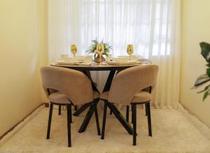 Art Decor Two bedroom