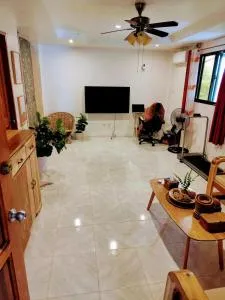 Ann's Homestay Siargao - Libertad