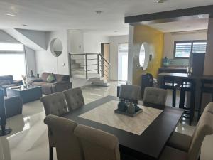 Hermoso Penthouse