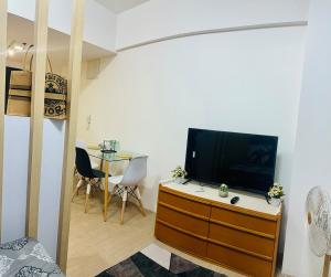 Aerial Suite Asmara QC