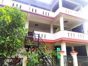 kaveri homestay