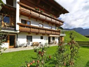 Apartment in Hippach im Zillertal with a garden - Mühlen