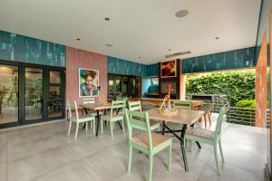 Braham Lodge - The Octave