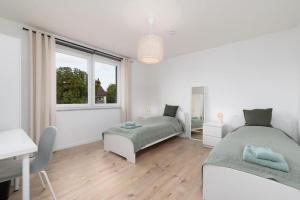 CREW BEDS - APARTMENTS in Wolfsburg 4x Bedroom, Single Beds, Free Coffee, WiFi & Parking - 24h CHECK IN #WOB01 #WOB02