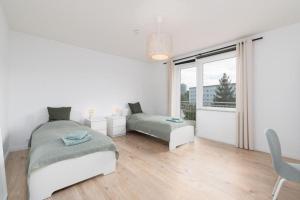 CREW BEDS - APARTMENTS in Wolfsburg 4x Bedroom, Single Beds, Free Coffee, WiFi & Parking - 24h CHECK IN #WOB01 #WOB02