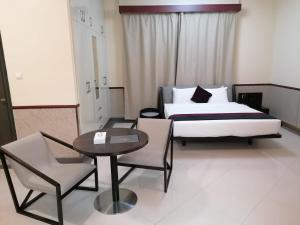 Claridge Star Hotel