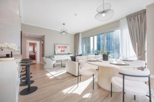 Stylish 1-Bedroom Apartment Perfect for 4 in JBR Dubai Marina - 4hvězdičkové hotely ve městě Dubaj