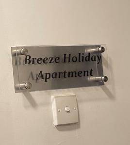 Breeze Holiday Apartment