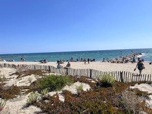Le Miramar La Vue