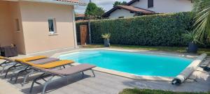 Villas Villa piscine proche plages : photos des chambres