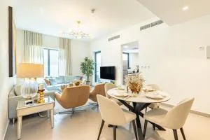 Elegant Family Villa with BBQ in the Heart of Yas near Yas Circuit - Formula 1 - Ferrari World - Sea World - Warner Brothers - Baţīn