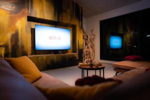 Capsule Penthouse Mons centre