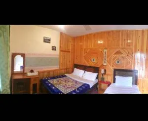 Hotel Blue Moon Karimabad - 吉尔吉特