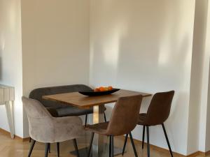 Flow Living I Penthouse mit Dachterrasse I 5 Min zum Ammersee