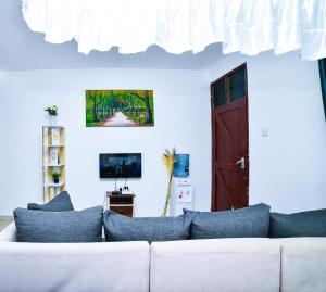 Zuru-KeyLeafy by Zuruhomes