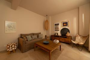 Alios, Luxury Living Athens