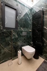 Alios, Luxury Living Athens