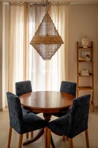 Alios, Luxury Living Athens