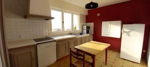 Maisons de vacances Terrasse, jardin,, Appartement 80m², vue montagne, wifi, bureau : photos des chambres