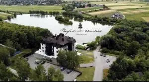 瑞士公园酒店 - Khotsin