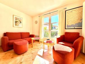 T3 with swimming pool near St Tropez