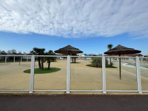 Campings MOBIL-HOMES LES CHARMETTES 4 Etoiles : photos des chambres