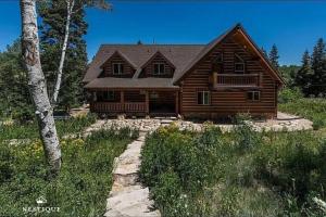 8992 STINGER DR DAVENPORT