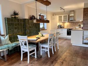 EulenNest Ruhiges Ferienhaus am Millstätter See mit Garten-Bergblick & Sauna - Seeboden