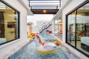 Love zone pool villa หัวหิน