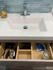 Two bedroom on Toronto Greenhills