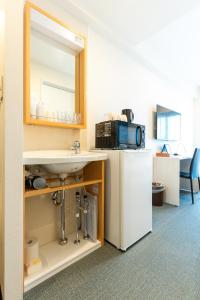 Hotel Living Inn Kenchoumaeeki