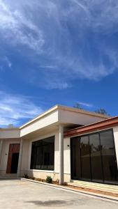 منتجع و شالية المنيره