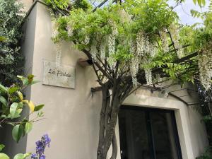 Villas Splendid Provencal Villa with Pool and View : photos des chambres
