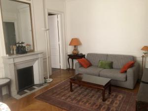 PLACE VENDOME 1 BR AND 1 BA - up to 4 people - WITH AIR CONDITIONNING