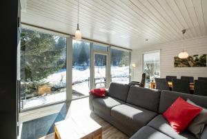 2 bis 4 Personen mit Infrarotsauna F2H9