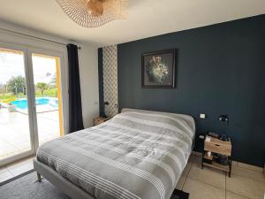 Villas Villa T6 d-exception entre Toulouse et Carcassonne , Vue sur les Pyrenees : Villa