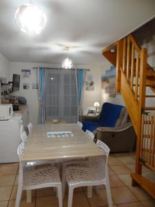 Maisons de vacances Villa Serena la foret et la plage a quelques minutes! : photos des chambres