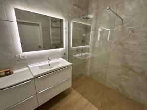 Apartament Centrum Moniuszki Lux