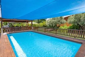 בקתות רם-מתחם בקתות מהמם עם בריכה פרטית ונוף מושלם - Jalbūn