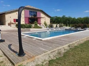exceptionnel loft style industriel tout équipé 15 personnes avec piscine et jacuzzi - Tombeboeuf