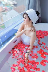 TTR Skypool View Hotel