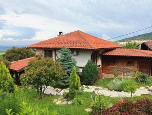 Etno kompleks Orahovac - Vila Paun