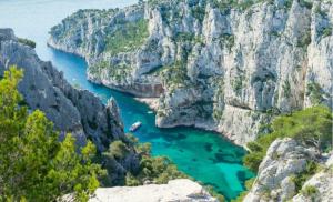 Maisons de vacances FUVOLEA, Maison de vacances a 15 min du centre d'Aix-en-Provence, piscine chauffee en saison - jardin - parking prive gratuit : photos des chambres