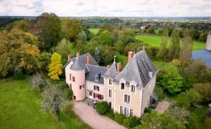 Château de la Combe - Ars-les-Favets