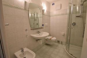 RAINALTER Studio 14A Centrale