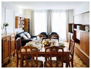 Appartements Classic retro vibe 15 min from Paris : photos des chambres