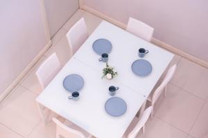 3 Bedroom Spacious Home in Downtown Bangkok Near MRT BTS Asok Station