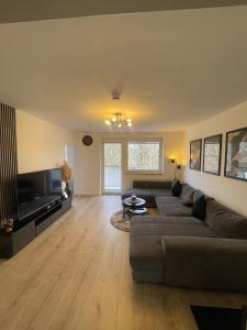 Gemütliche 2 Zimmer Wohnung nahe Köln am Hürth Park