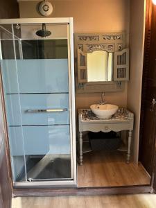 Artist Ernest Renouxs Atelier, Romantic Retreat